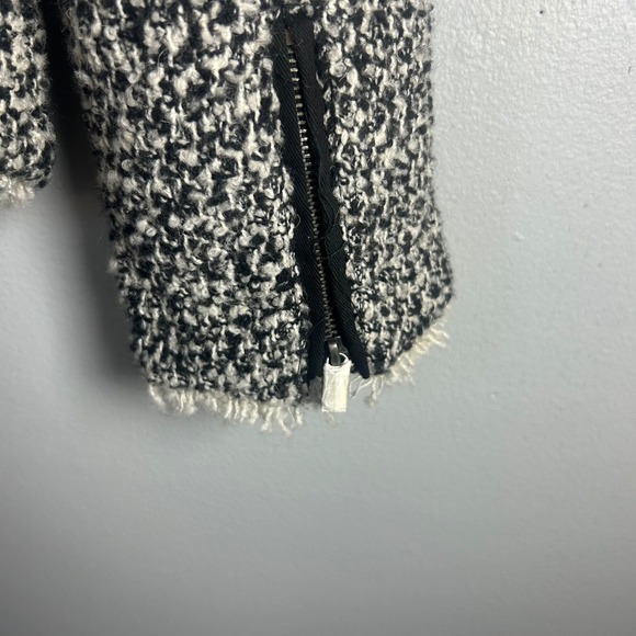 Saks Fifth Avenue Black White Tweed Collarless Zip Front Jacket Blazer‎ Womens 4 - Picture 8 of 8